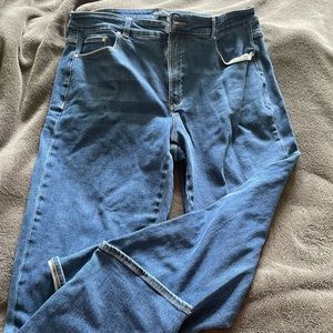 Universal Standard straight leg jean